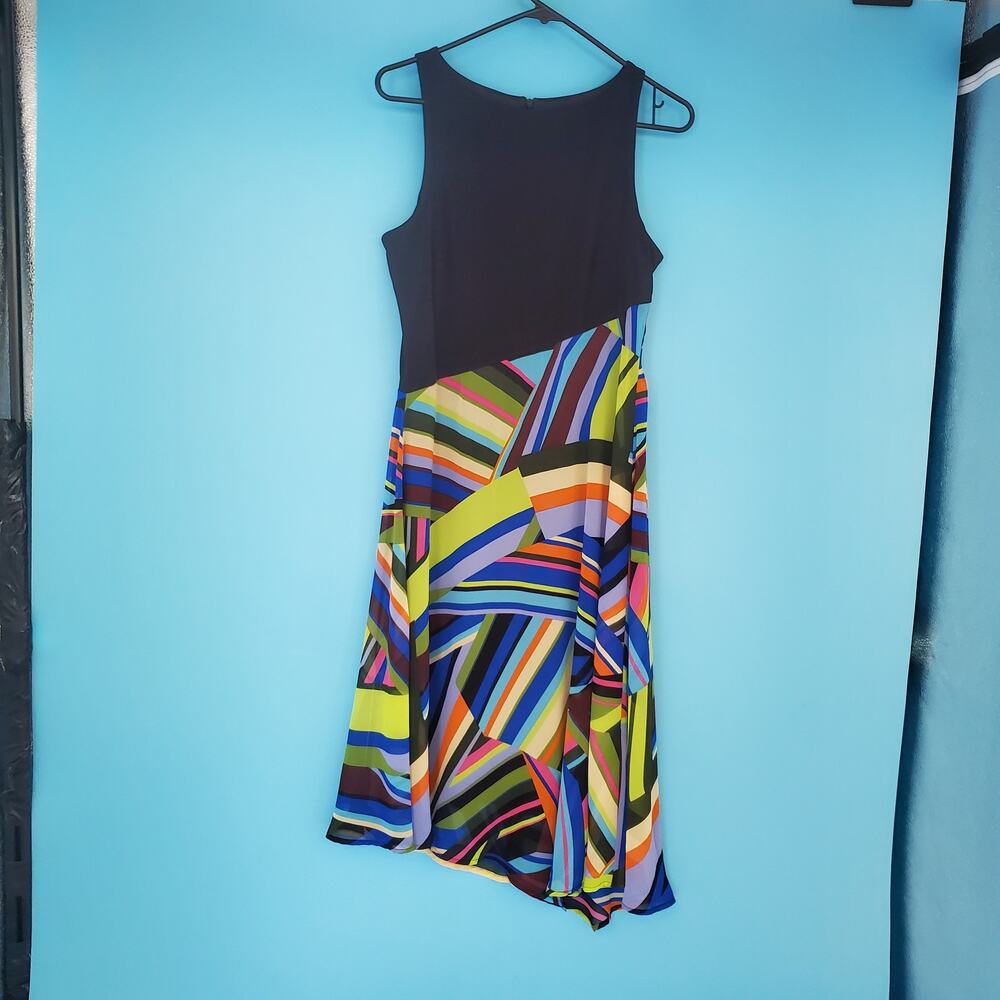 London Times Dress Size 8 Sleeveless Asymmetrical